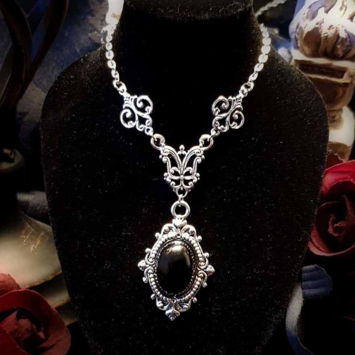 Collier Cameo Vampire, Cameo S - Men'S Vampire Accessories avis et prix