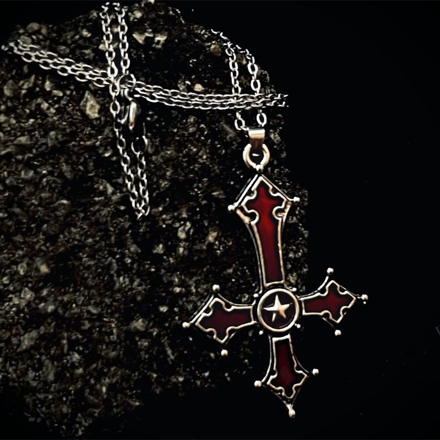 Collier croix gothique pour fe - Men'S Vampire Accessories avis et prix