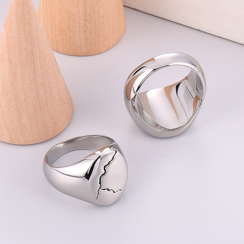 Oral alière carrée ou ronde en - Signet Ring Men avis et prix
