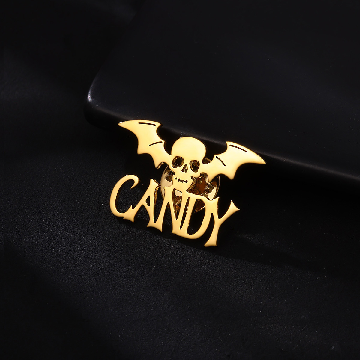 Broche squelette chauve-souris - Men Accessories Name avis et prix