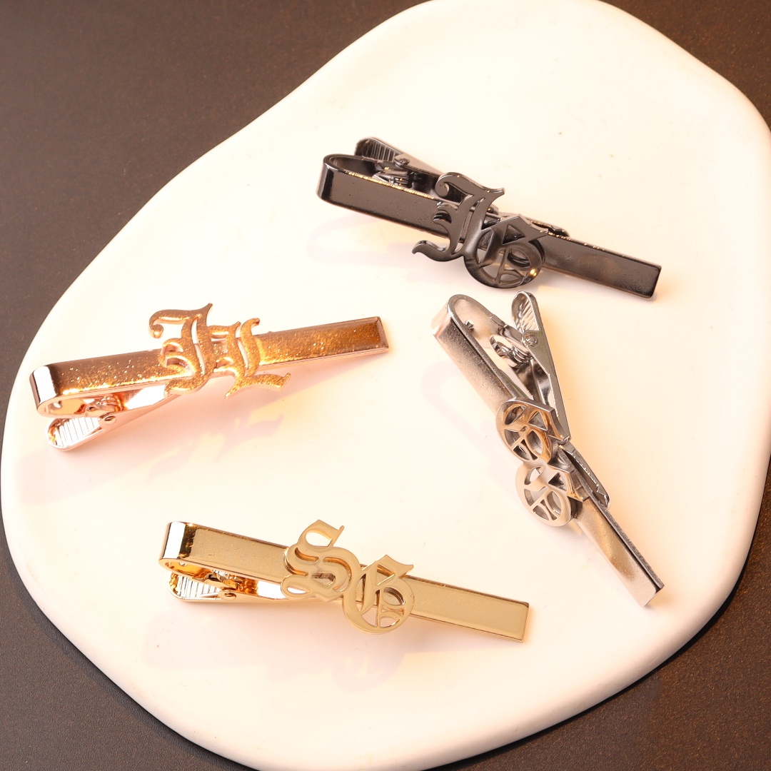 Pince à cravate avec initiales - Men Accessories Name avis et prix
