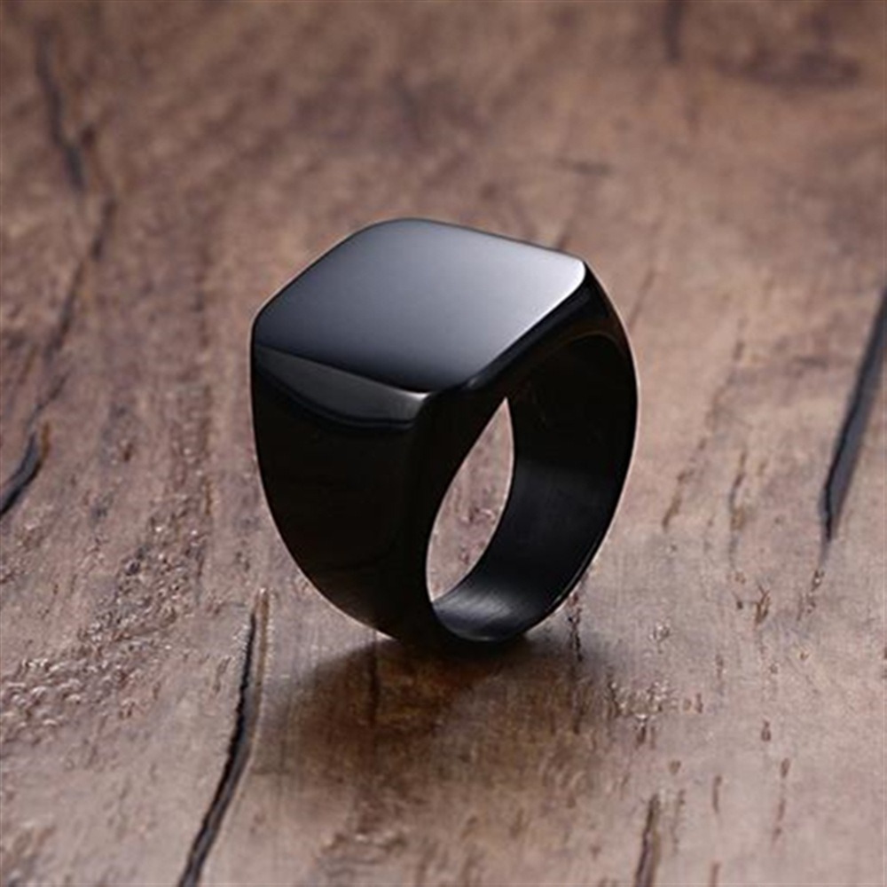 Bagues noires lisses en acier  - Signet Ring Men avis et prix